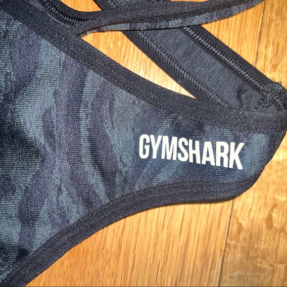 gymshark sports bra - Picture 3 of 3